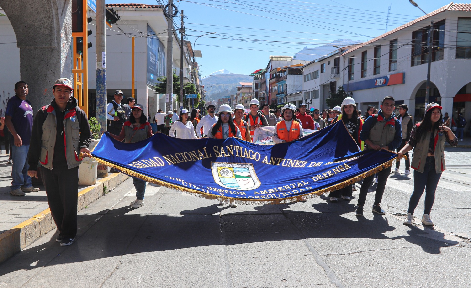 ?▶️ UNASAM PARTICIPÓ DEL PASACALLE DE SENSIBILIZACIÓN POR EL SIMULACRO MULTIPELIGRO