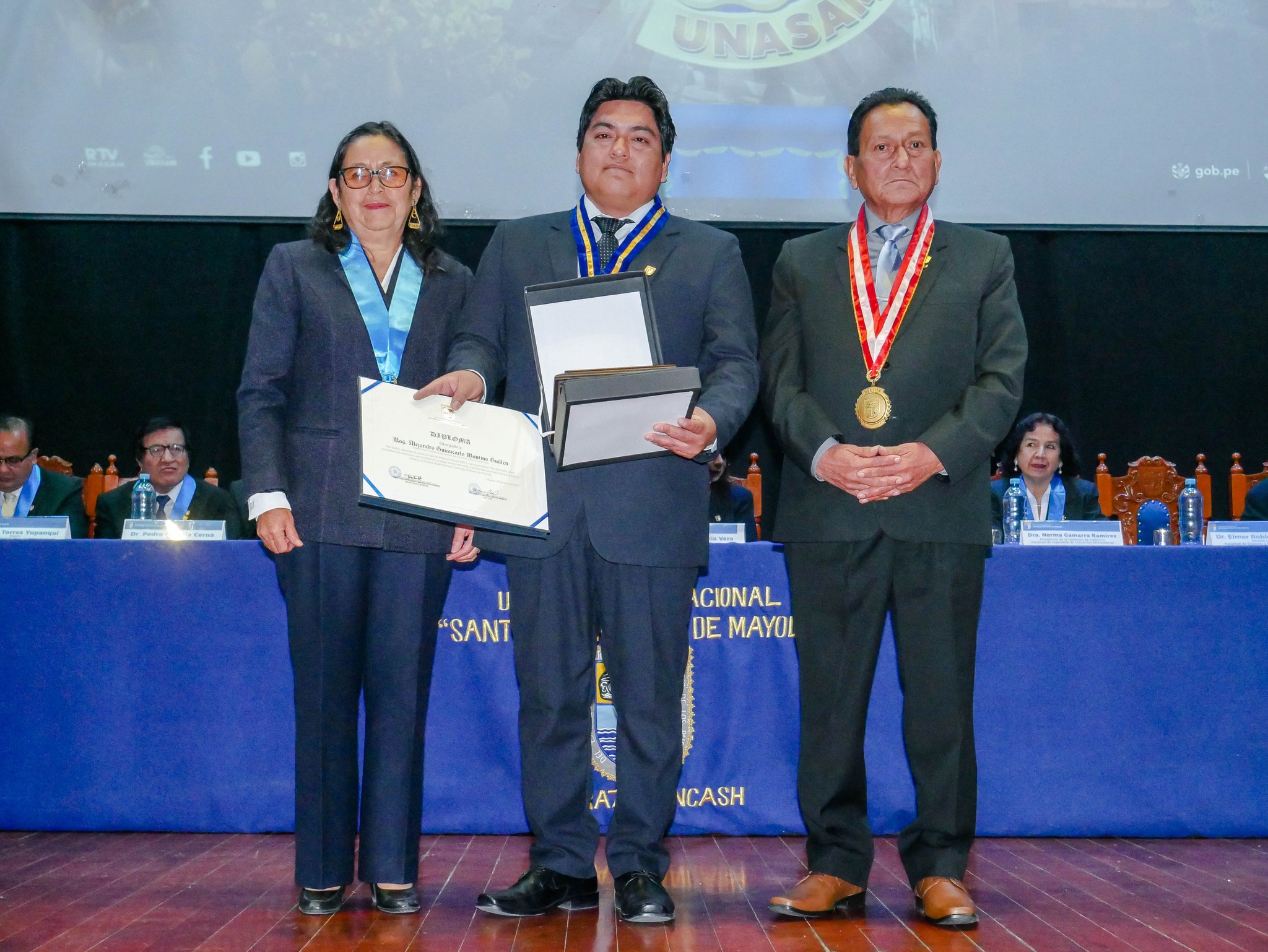 47.° ANIVERSARIO UNIVERSIDAD NACIONAL SANTIAGO ANTÚNEZ DE MAYOLO