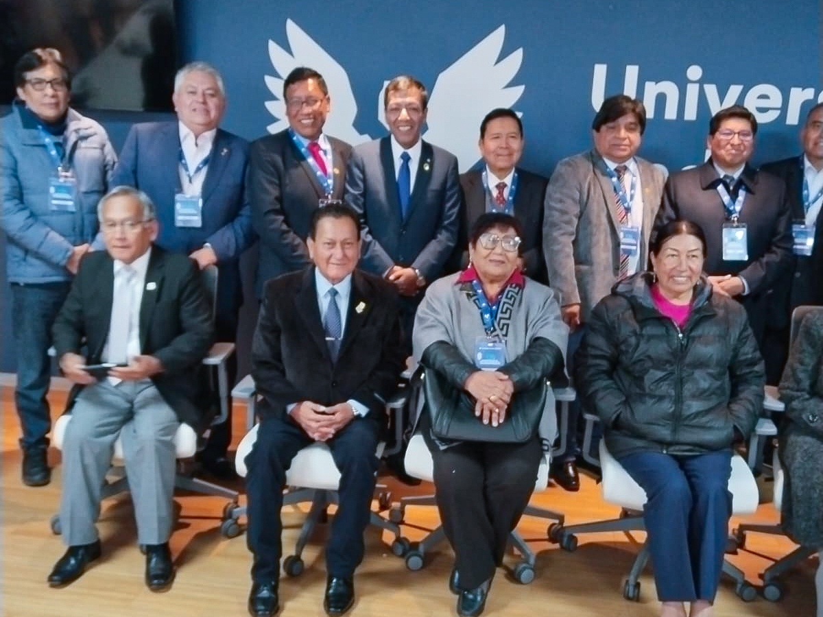 ?▶  RECTOR SANTIAGUINO PARTICIPA EN EL V ENCUENTRO DE CALIDAD UNIVERSITARIA