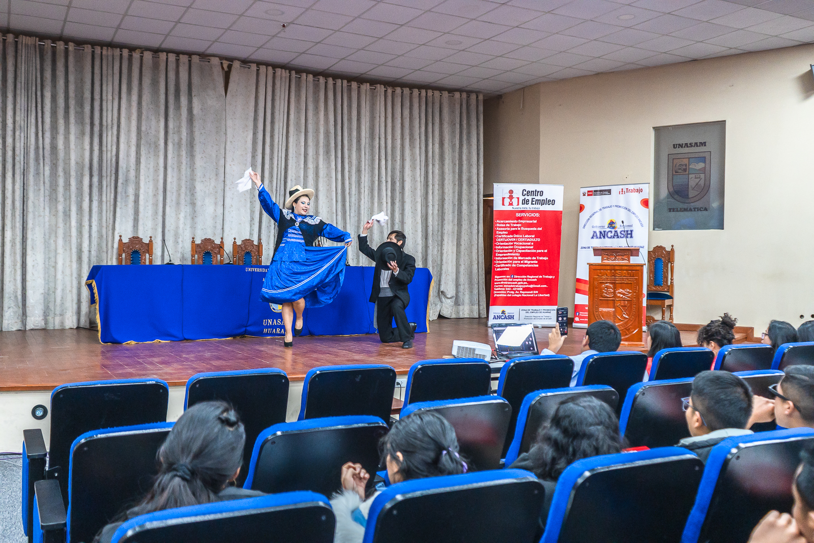 ?▶ UNASAM PROMUEVE INSERCIÓN LABORAL