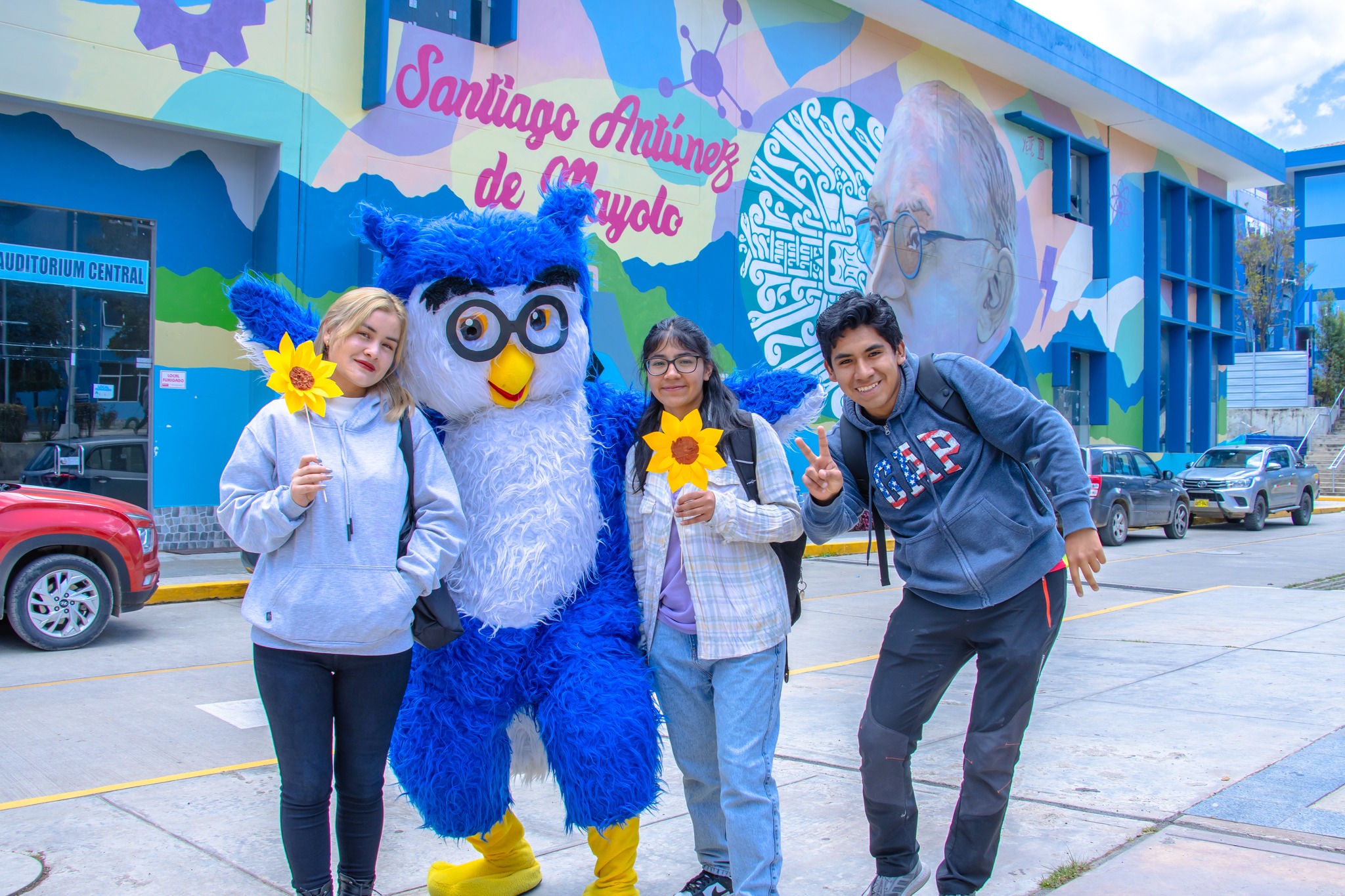 ¡SETIEMBRE TRAE AMISTAD, ESPERANZA Y LA ALEGRÍA DE LA JUVENTUD!