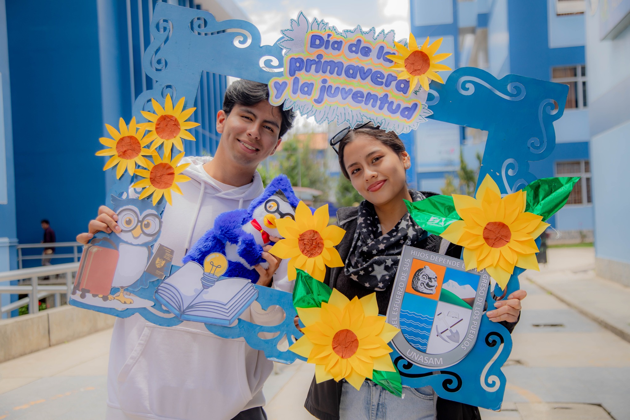 ¡SETIEMBRE TRAE AMISTAD, ESPERANZA Y LA ALEGRÍA DE LA JUVENTUD!